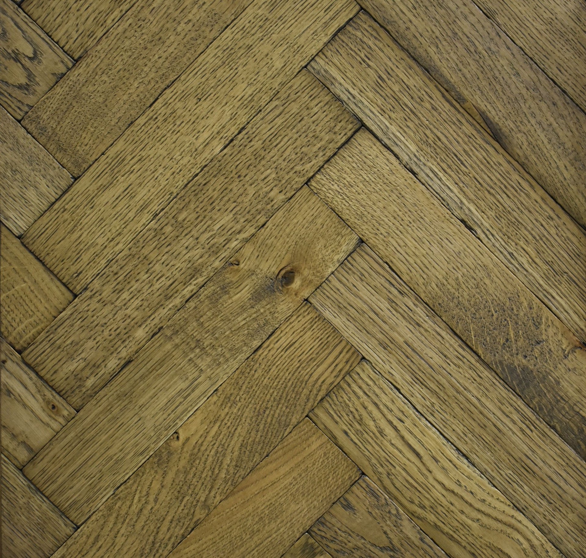 Rover's Flooring lifestyle