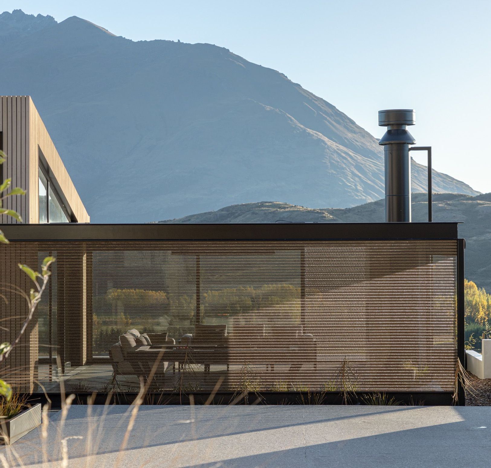 Bronze Exterior Screen - Product image